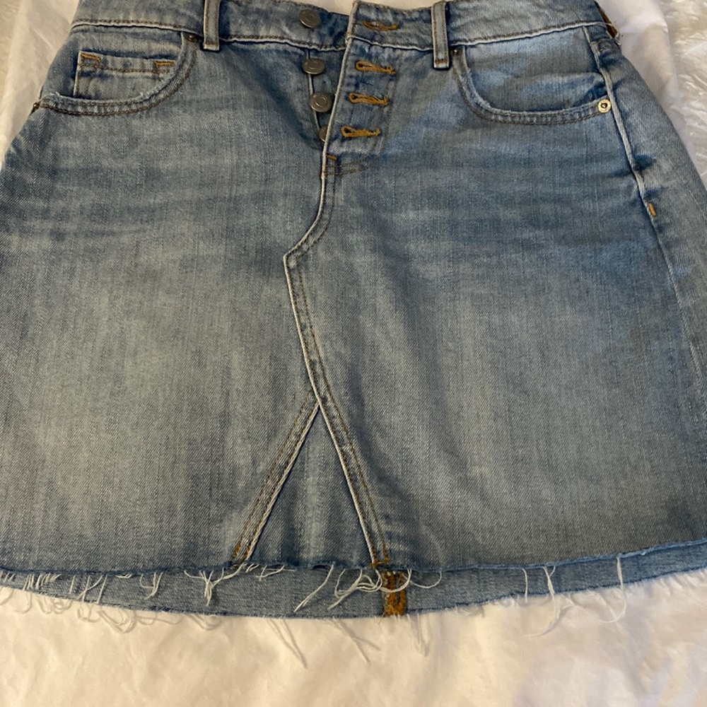 New Cut-Off  Distressed Skirt Denim  High Waisted   Faded Mini  for Women size 2